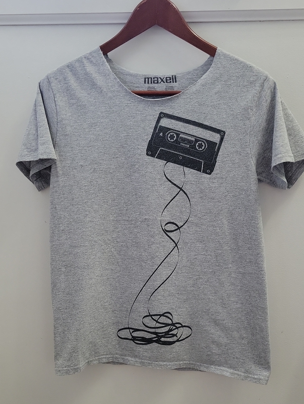 Retro Maxell Gray Cassette Unspooled Tape Graphic Collarless T-Shirt - Medium